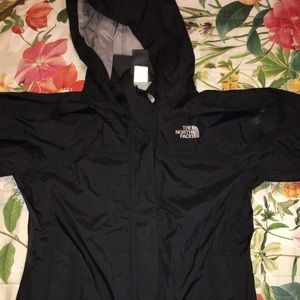 The north face windbreaker (girls)